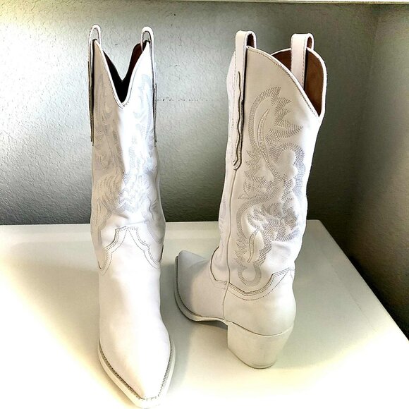 JEFFREY CAMPBELL Dagget Boot Western Cowgirl Boots White 9.5 MSRP $270 - Picture 5 of 13